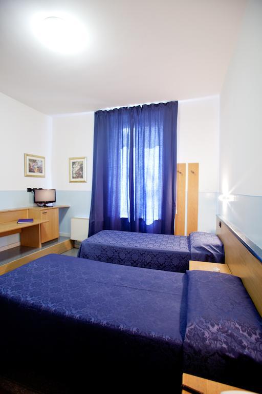Master Hotel Castelvetro Piacentino Cameră foto